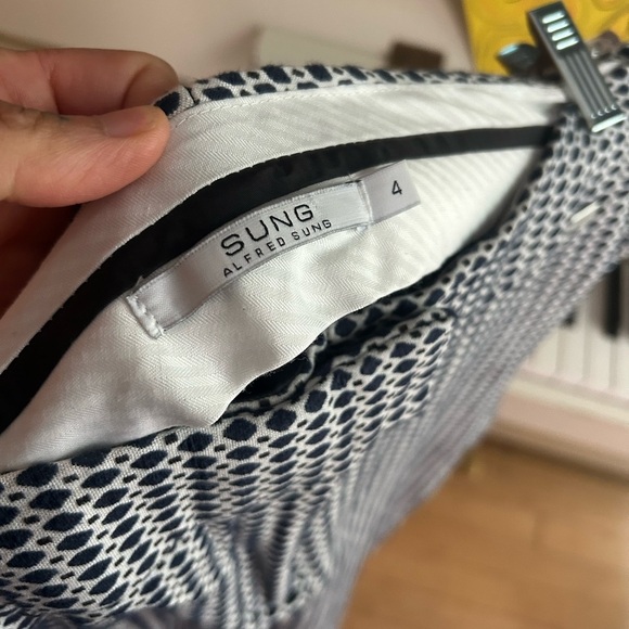 ALFRED SUNG Monochrome Patterned Cropped Pants 4 - Picture 15 of 16